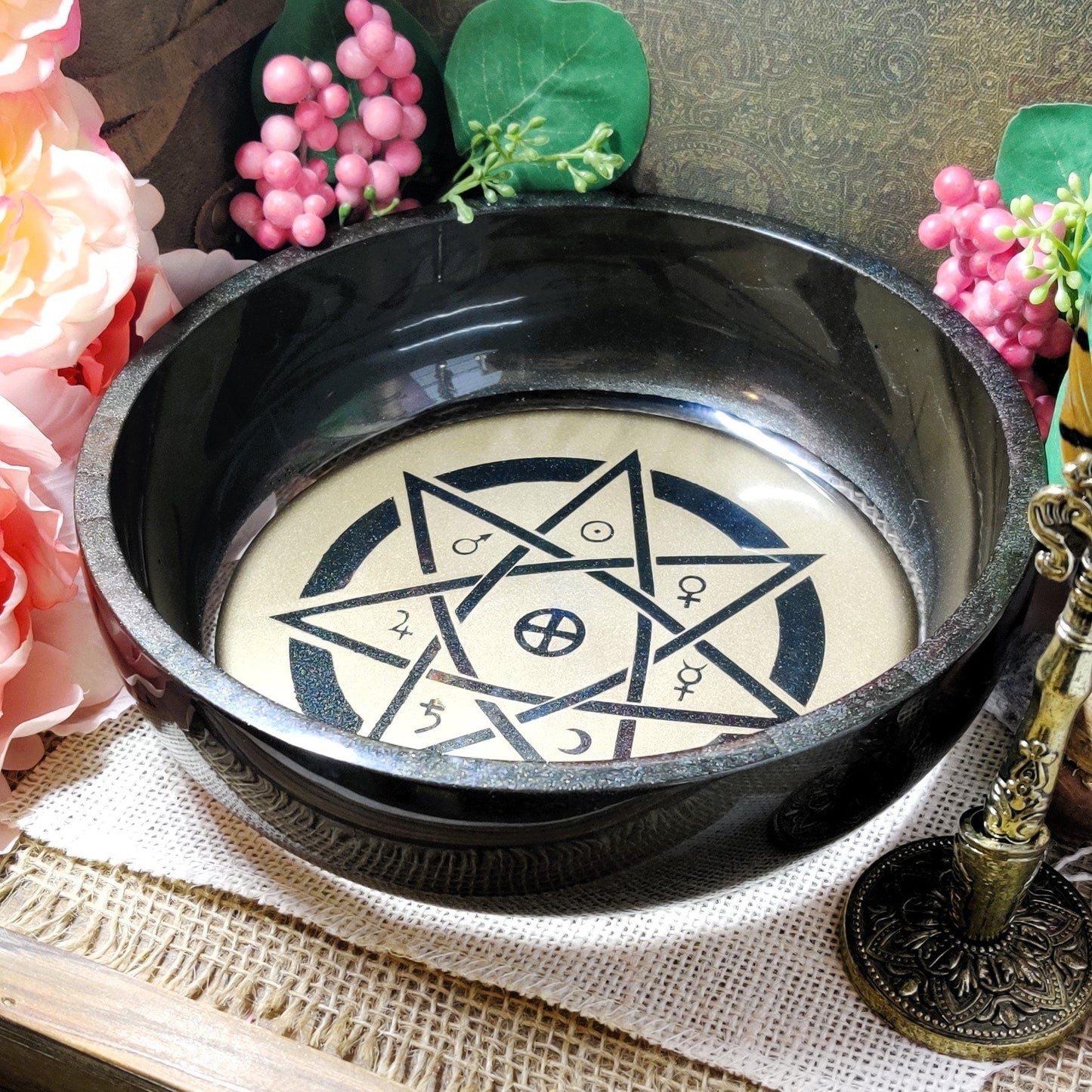 Planetary Magick Ritual Bowl, 7 Pointed Star Septagram Resin Divination Tool, Occult Art, Perfect for Metaphysical Gifts & Witchy Gifts - The Dark Primordial