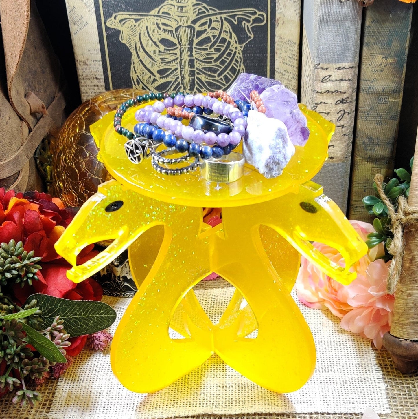 Two Headed Snake Portable Altar Stand, Elevated Ritual Offering Plate for Crystal Magic, Herbal Magic, Sacred Serpent & Pagan Accessories - The Dark Primordial