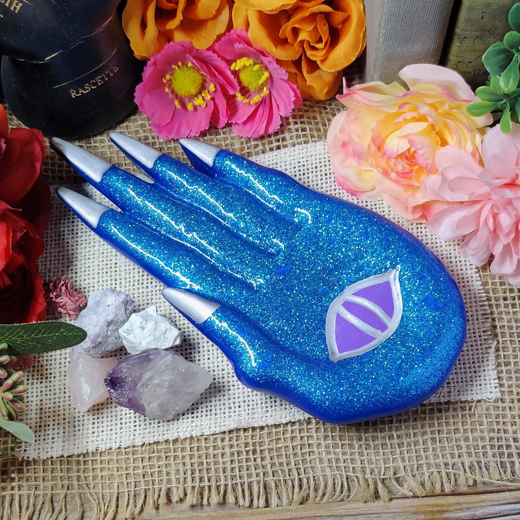 Demon Claw Hamsa Evil Eye Trinket Tray, Jewelry Organizer Tray for Horror Fan, Witchcraft Decor & Macabre Gift, Monster Claw Resin Dish - The Dark Primordial