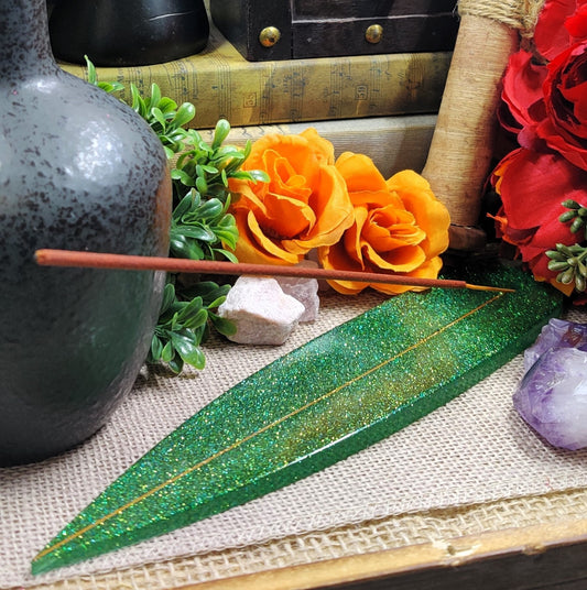 Falling Leaf Incense Holder, Nature Inspired Stick Incense Burner for Woodsy Decor & Pagan Witch Spellcasting, Meditation Gifts, Flora Fauna