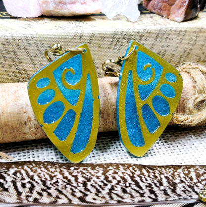 Clip-On Fantasy Fairy Wing Earrings, Blue Gold Fae Fashion Lightweight Epoxy Resin Clip-Ons, Fantasy Jewelry For Night Out Or Everyday Wear