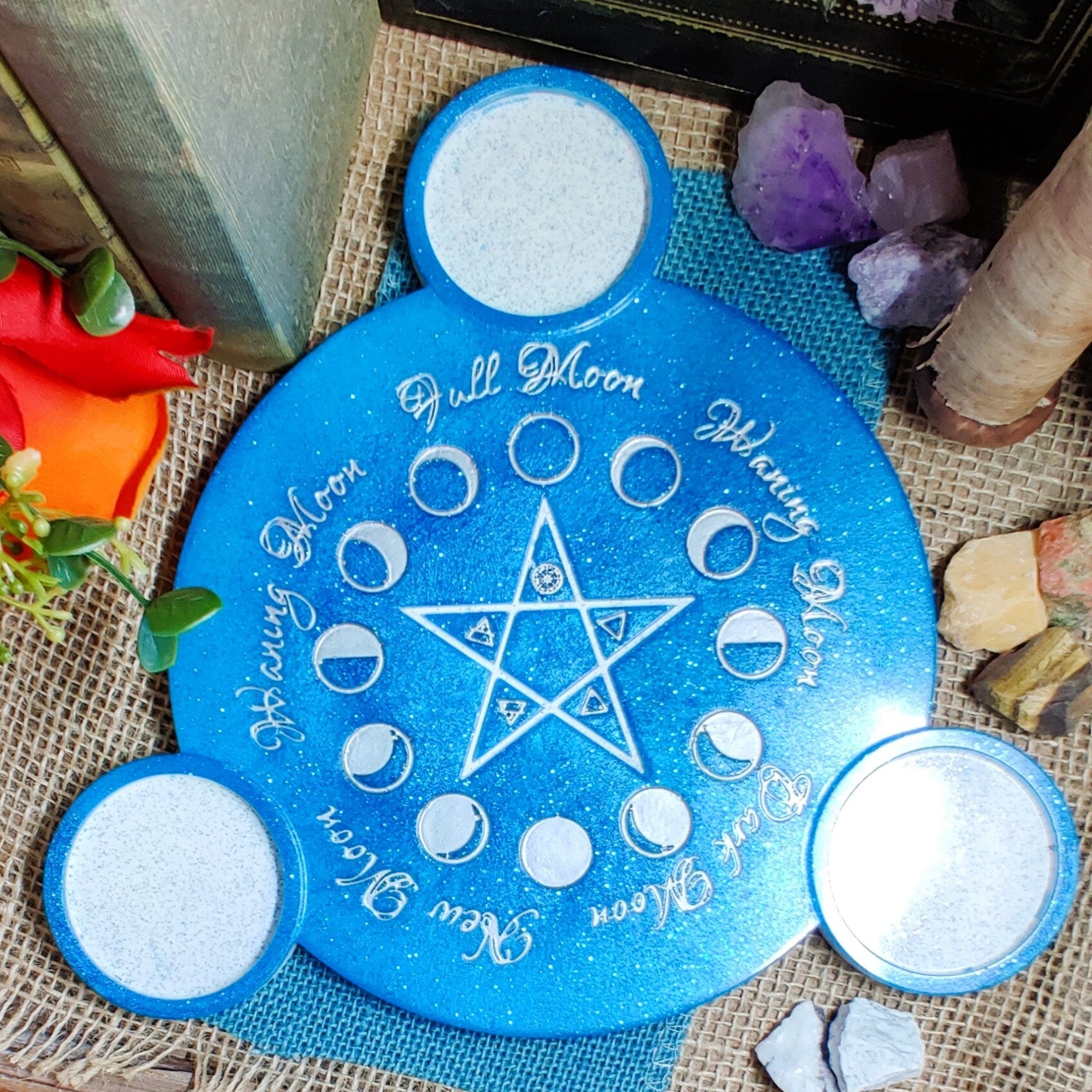 Pentagram Moonphase Candle Holder, Triple Tealight Lunar Cycle Altar Accessory, 5 Pointed Star Candle Holder for Moon Ritual or Pagan Decor