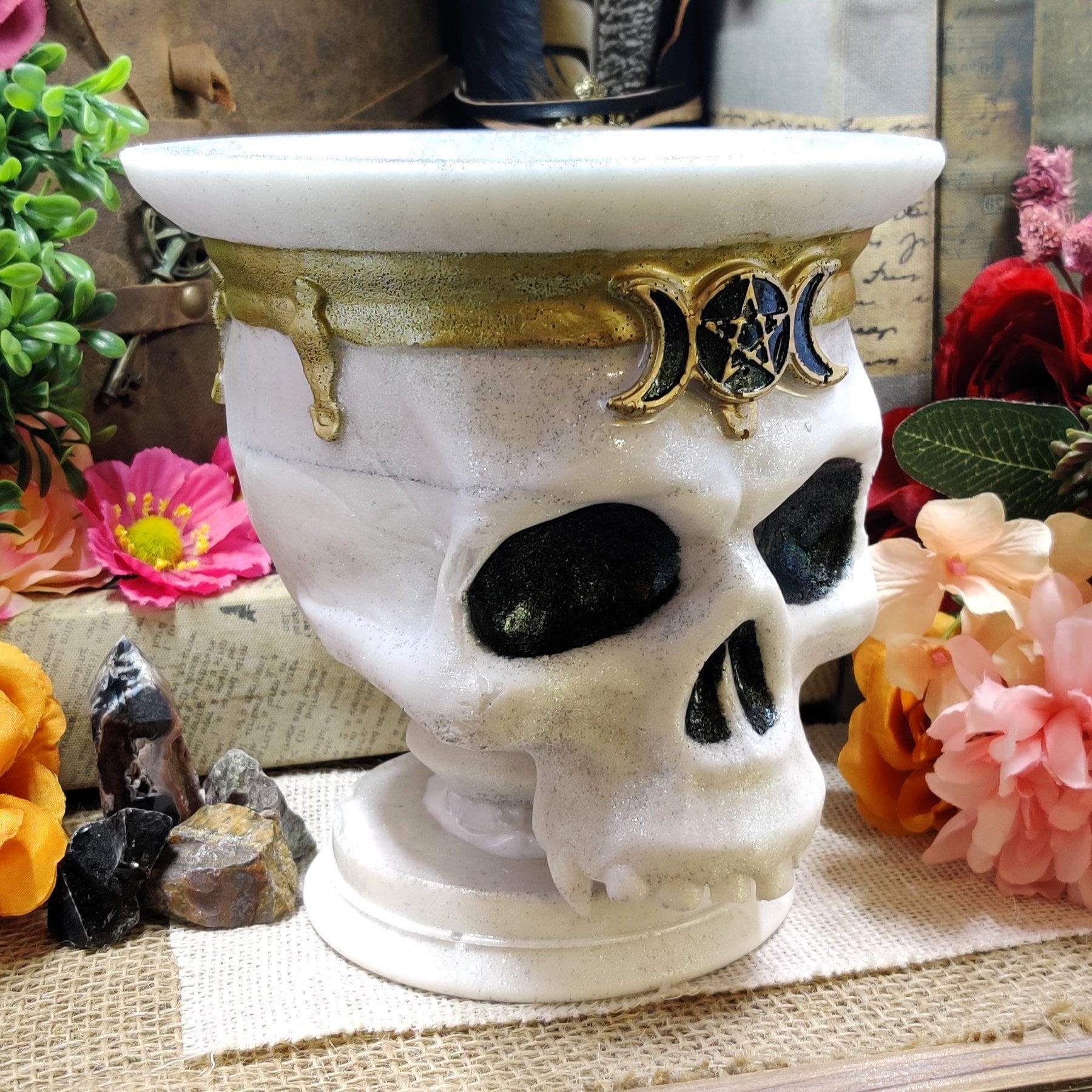 Momento Mori Skull Decorative Bowl, Triple Moon Goddess Altar Accessory for High Magick Workings & Practical Magic Decor, Hecate Ritual Tool - The Dark Primordial