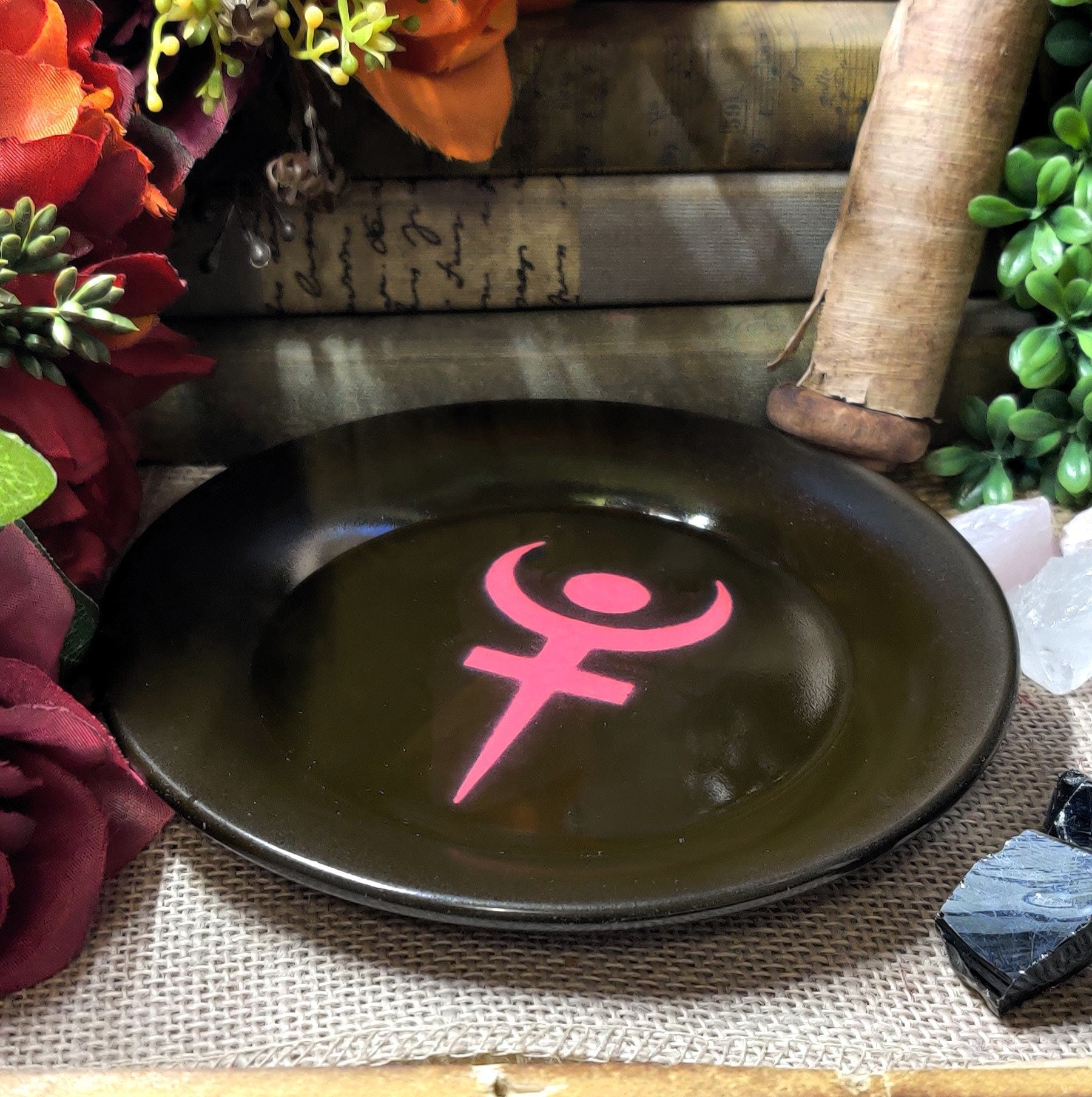 Patron Deity Offering Plate, Customizable Witch Accessory, Personalized Esoteric Decor Resin Offering Dish, Pagan Witch & Wicca Altar Piece - The Dark Primordial